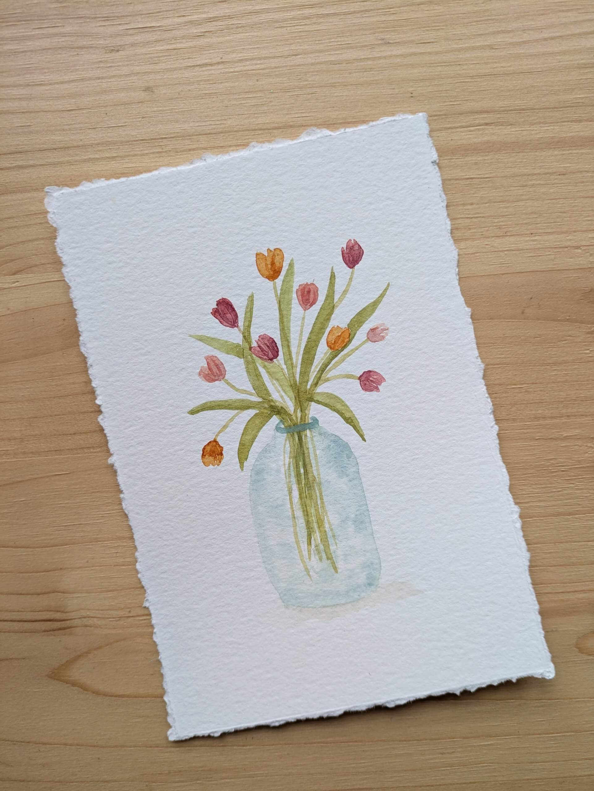 carte postale à l'aquarelle représentant un bouquet de tulipes dans son vase