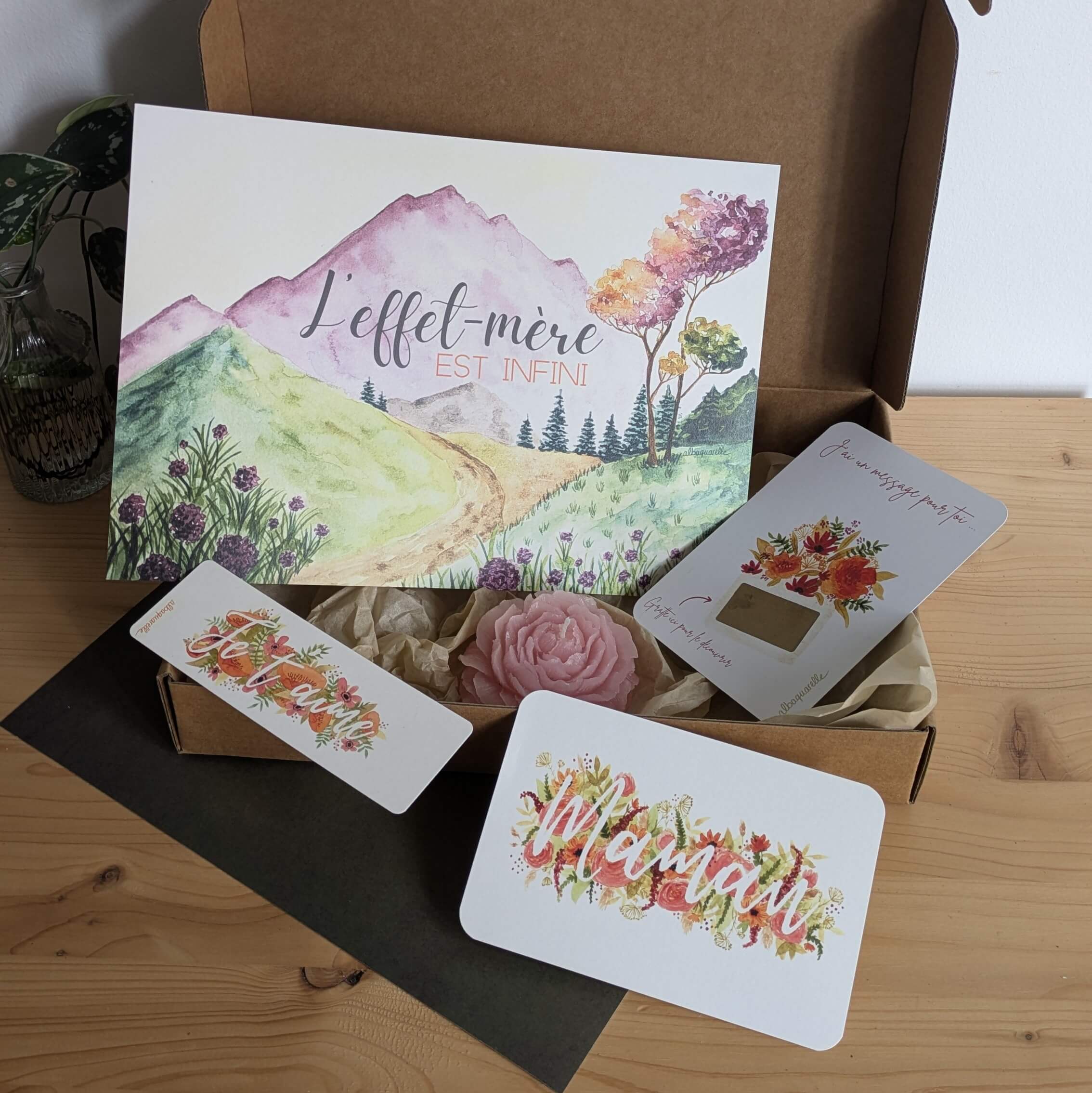 coffret douce émotion, des illustrations à l'aquarelle, idéal pour un coffret cadeau pour la fête des mères. Cadeau unique et original plein d'amour et de poésie